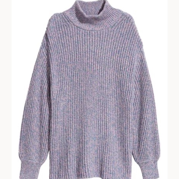 H&M Sweaters - 2/$20 H&M Mock Neck Rib Knit Sweater